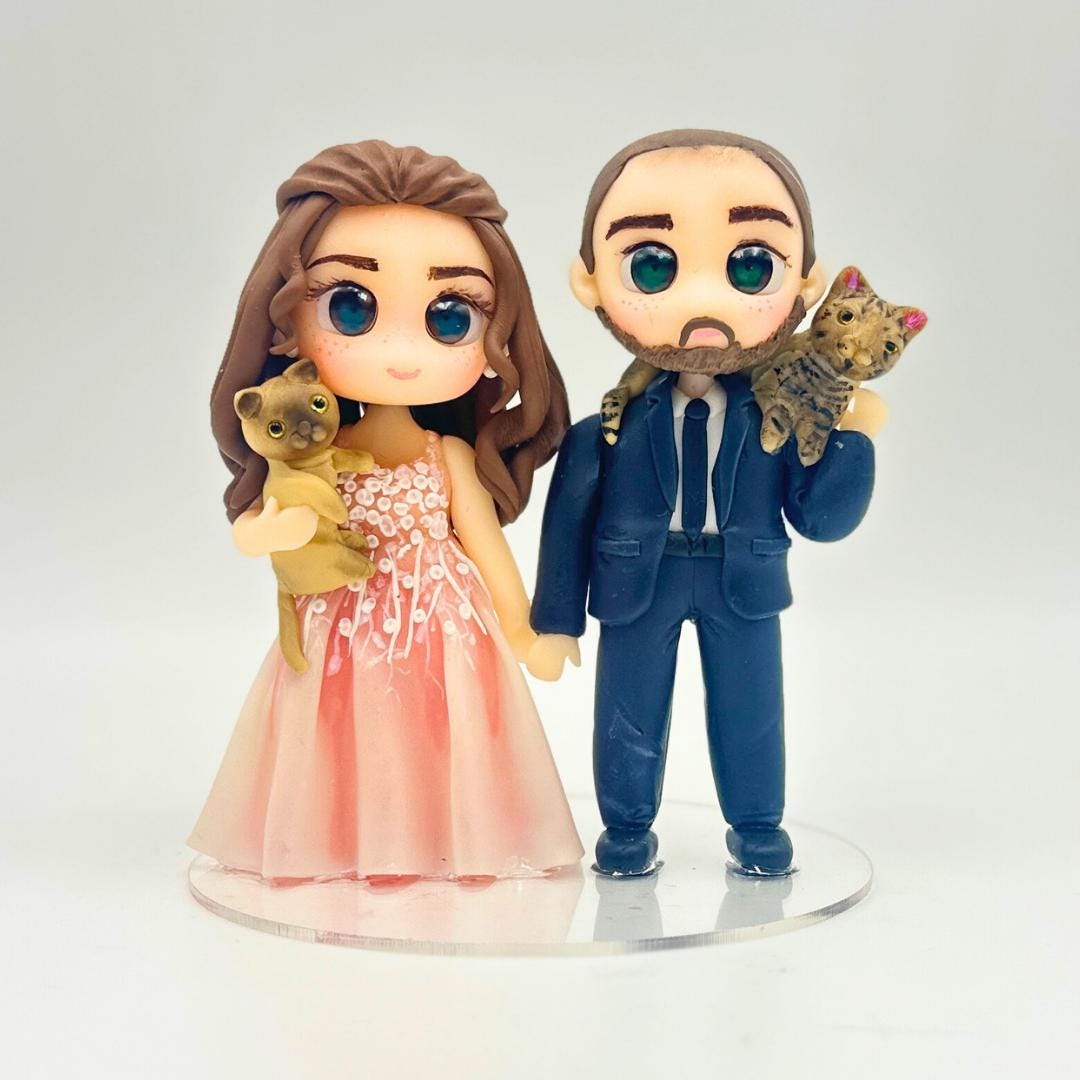 Personalized Wedding Cake Toppers – Unique Custom Cake Topper of Bride and Groom with Pets | Gifts Sculpted From Photos | Pet Dog and Cat